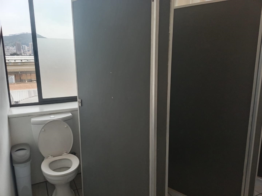 To Let Commercial Property for Rent in Woodstock Western Cape
